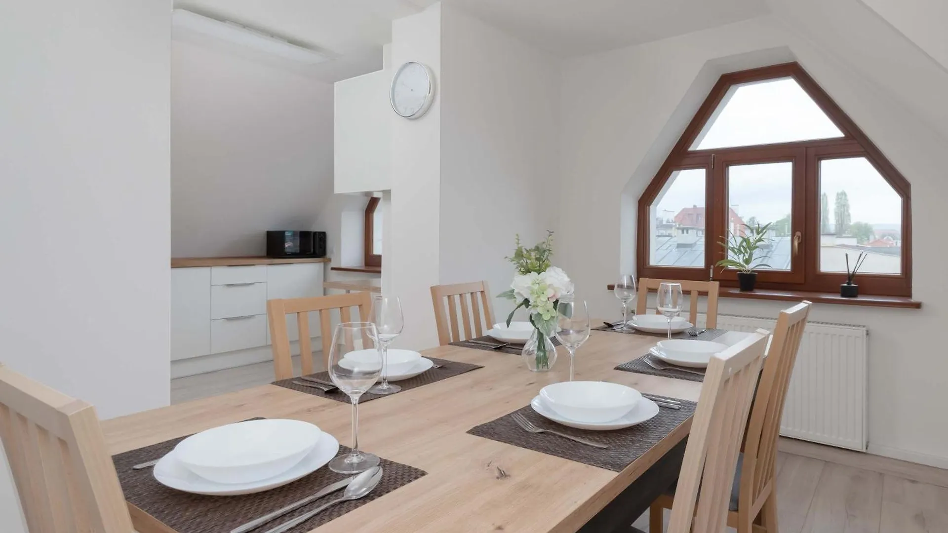 Grunwaldzka Bright Apartment With Balcony By Noclegi Renters Sopot
