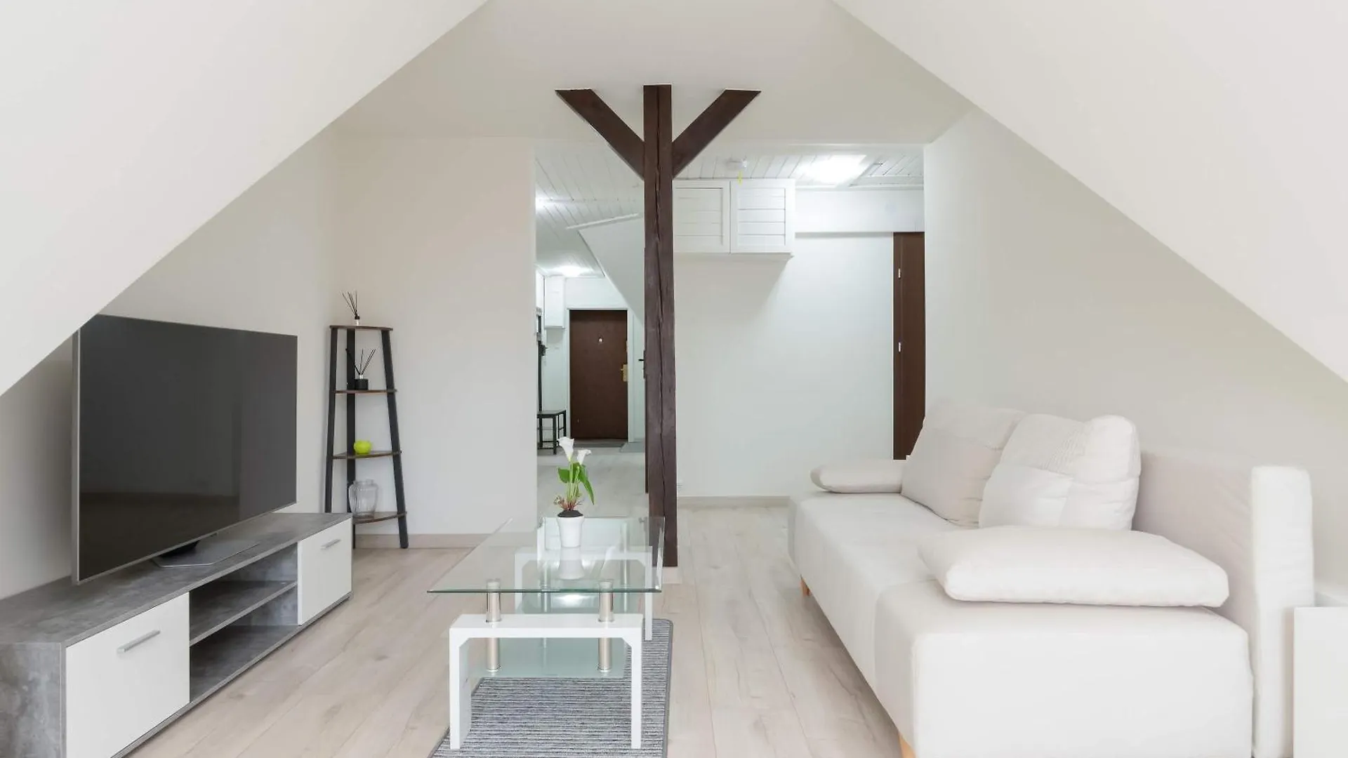 Grunwaldzka Bright Apartment With Balcony By Noclegi Renters Sopot